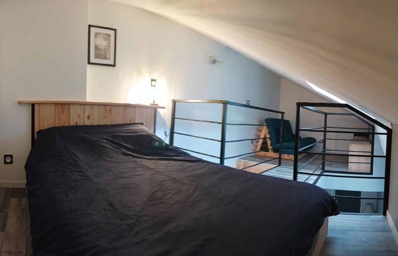 Sejour Au Jardin De Cupidon Avec Jacuzzi Et Sauna Balbigny 외부 사진